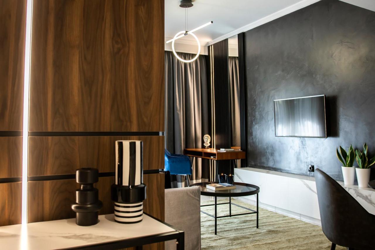Veria Suite Luaran gambar