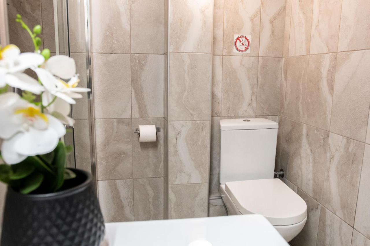 Veria Suite Luaran gambar