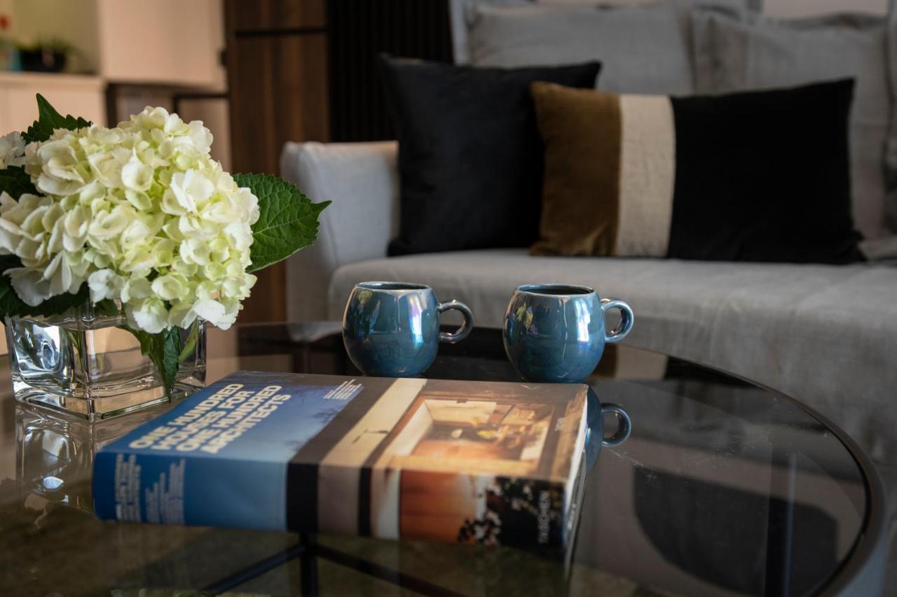 Veria Suite Luaran gambar